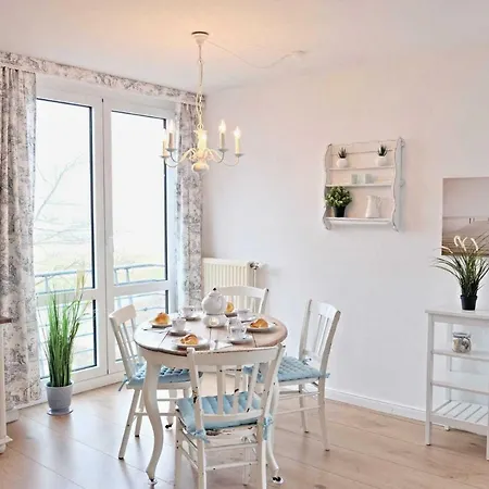 Albatros Apartment *